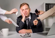 Kenali Micromanager dan Dampaknya dalam Kepemimpinan di Kantor