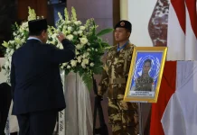 Presiden Beri Penghormatan Terakhir Tiga Prajurit TNI Gugur di Misi UNIFIL