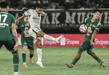 Carlos Pena Kecewa Persita Kalah Tipis 0-1 dari Persebaya