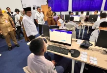 Tinjau Pelaksanaan TKA Jenjang SMP, Mendikdasmen Beri Strategi Mengerjakan Soal