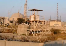 Rusia Evakuasi Staf dari PLTN Bushehr Iran yang Diserang