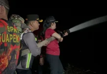 Kebakaran Lahan Dekat Bandara Singkawang Berhasil Dikendalikan