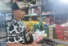 Harga Plastik Melonjak, Pedagang Kecil di Bekasi Menjerit