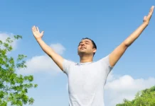 Kapan Waktu Berjemur yang Aman? Ini Penjelasannya Menurut Praktisi Kesehatan