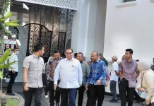 Airlangga-Seskab Teddy Pastikan Wacana Pemotongan Gaji Menteri Belum dibahas