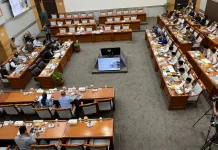 Kemenhaj Sebut Kenaikan Harga Avtur Global Dorong Lonjakan Biaya Haji