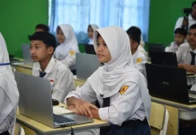 Hampir Dua Juta Siswa Ikuti TKA SMP Gelombang Pertama