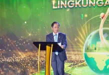 Dirut PLN Raih Penghargaan Green Leadership PROPER