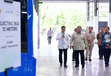 Resmikan Pabrik Kendaraan Listrik, Potensi Penghematan BBM Puluhan Triliun