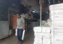UMKM Terdampak, Pemerintah Siapkan Strategi Hadapi Kenaikan Harga Plastik