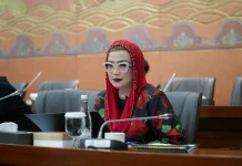 Harga Plastik Melonjak, Legislator Minta Pemerintah Lindungi UMKM