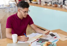 Simak 5 Tips Manajemen Waktu Mahasiswa agar Akademik dan Organisasi Seimbang