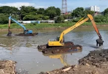 Pemprov DKI Percepat Pengerukan Kali saat Kemarau Panjang