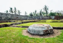 Arkeolog Temukan Struktur Bangunan dan Peluru VOC di Benteng Speelwijk Banten
