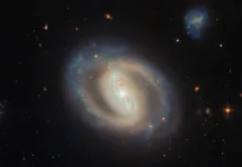 Teleskop Hubble Ungkap Pesona Galaksi IC 486