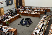 Komisi VIII DPR Soroti Kesiapan Petugas Haji dan Jarak Pondok Jemaah
