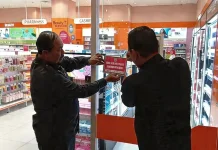 Bapenda Bekasi Tertibkan Reklame Komersil pada Pusat Belanja