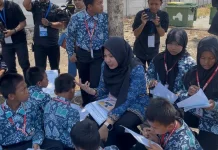 Peran Penting Guru SR, Ciptakan 'Chemistry', dan Semangat Bangkit Peserta Didik