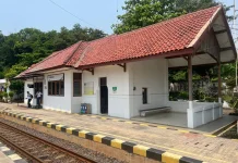 Stasiun Plabuan dan Comal Ditingkatkan untuk Melayani Naik-Turun Penumpang