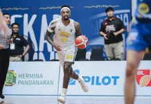 Kesatria Bengawan Solo Hajar Satya Wacana 102-76