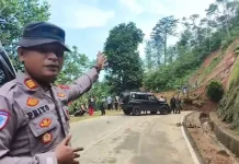 Longsor Garut Tutup Jalur Selatan, Arus Dialihkan