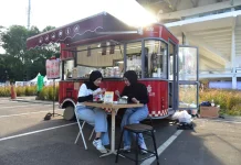 Loko Food Truck Hadir di Stasiun Pasar Senen untuk Pelanggan