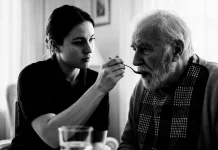 Mengenal Lebih Jauh Apa Itu "Caregiver"