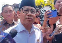 Menko PM Serahkan Santunan Kepada Korban Kecelakaan Kereta Api Meninggal Dunia