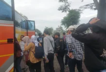Ribuan Buruh Bekasi Bergerak ke Monas Peringati May Day
