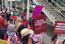 Aksi Damai Aliansi Perempuan Indonesia Warnai Peringatan May Day di Jakarta