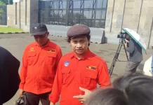 Ketum Konfederasi KASBI Pimpin Aksi Buruh di DPR, Suarakan UU Ketenagakerjaan Baru