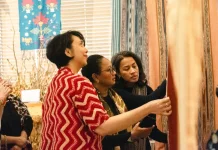 Melalui Pameran Tenun, Indonesia Perkenalkan Harmoni Alam ke Publik Belanda