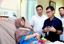 May Day, BPJS Ketenagakerjaan dan DJSN Jenguk Korban Kecelakaan Kereta di Bekasi