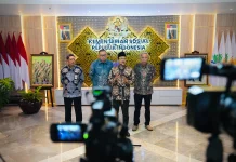 Kemensos Bentuk Tim Khusus Dalami Pengadaan Sepatu SR