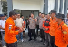 Puluhan Pendaki Tersesat saat Gunung Dukono Erupsi, Tim SAR Lakukan Evakuasi