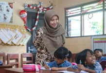 Ratusan Ribu Guru Non-ASN Belum Masuk Penataan ASN