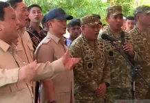 Presiden Prabowo Minta Para Jenderal TNI Bernyanyi Hibur Warga Miangas