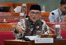 SE Mendikdasmen 7/2026, DPR Dorong Pemerintah Siapkan Skema Solusi Komprehensif