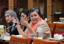 Komisi X Persoalan Guru Jangan Semata Dipahami Urusan Administratif Kepegawaian