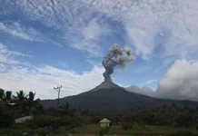 Status Gunung Lewotobi Laki-Laki Naik Jadi Siaga