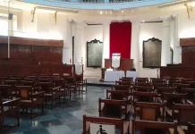 Gereja Immanuel Selenggarakan Empat Misa dan Gunakan Bahasa Asing