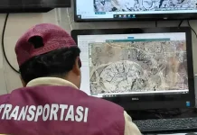 Ruang Kendali Pantau Ribuan Perjalanan Jemaah Haji Indonesia Selama 24 Jam