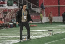 Carlos Pena Puji Kerja Keras Pemain Muda Persita, Imbang 1-1 Lawan Malut United