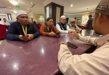 Petugas Haji Sosialisasikan Sedekah Barcode Raudhah