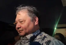 Respons Airlangga soal Isu Rupiah usai Ratas dengan Presiden