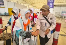 Perjuangan Penjual Daun Pisang Asal Wonosobo hingga Berangkat Haji