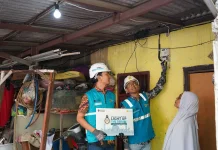 PLN Jakarta Raya Beri Listrik Gratis Ibu Upik di Kramat Jati