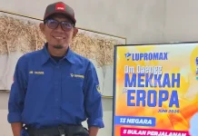 Naik Skuter dari Tanah Suci ke Benua Biru, Om Daengg Bertekad Mengukir Sejarah