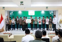 BAZNAS RI Serahkan Bantuan Rp5 Miliar dari Masyarakat Indonesia untuk Palestina