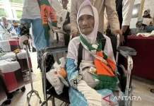 Tabungan Pecahan Rp2.000 dari Jualan Bubur Bawa Mbah Marsiyah ke Makkah